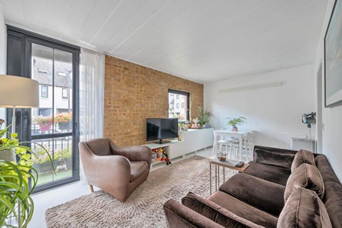 2 Bedroom Flat For Sale In Burrells Wharf Square, London, E14