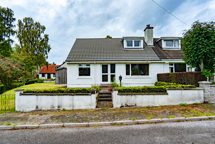 3 Bedroom Semi Detached House For Sale In Cnoc Ruadh, Alness, IV17