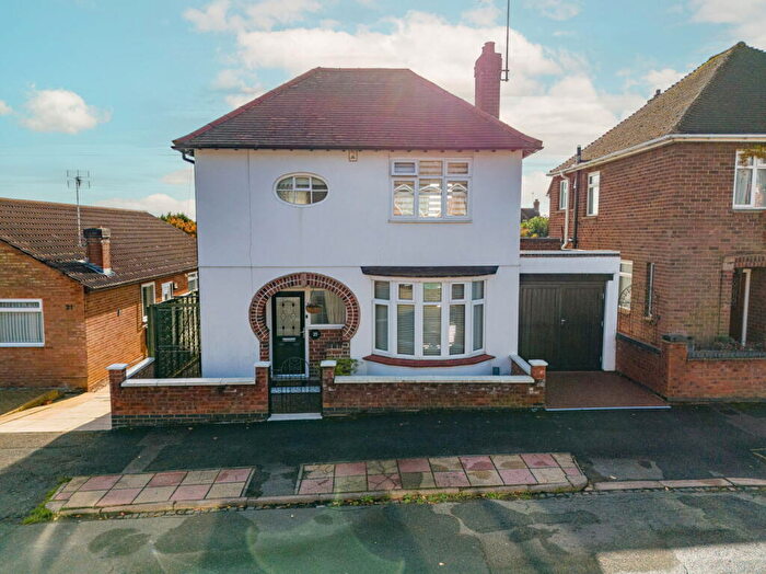 3 Bedroom Detached House For Sale In Shelley Road, Kettering, NN16