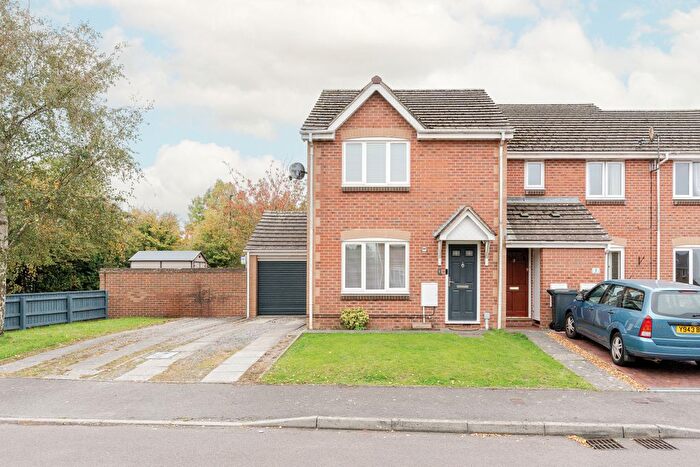 3 Bedroom End Of Terrace House For Sale In Gaunts Close, Portishead, North Somerset, BS20