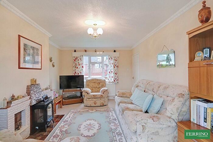 2 Bedroom Bungalow For Sale In Kimberley Drive, Lydney, Gloucestershire., GL15