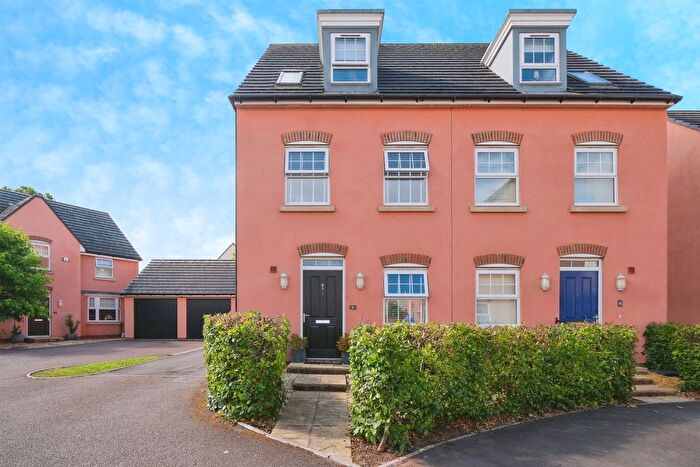 4 Bedroom Semi-detached House For Sale In Opulus Way, Monmouth, NP25