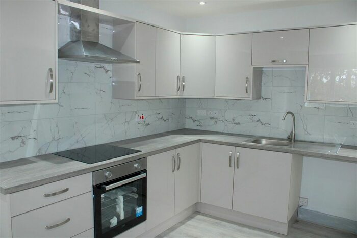 1 Bedroom Flat To Rent In Walsall Road, West Bromwich, B71