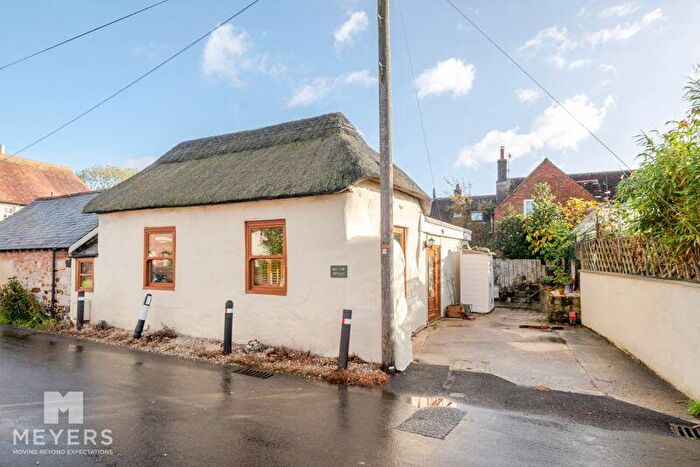 2 Bedroom Cottage For Sale In Wool, BH20