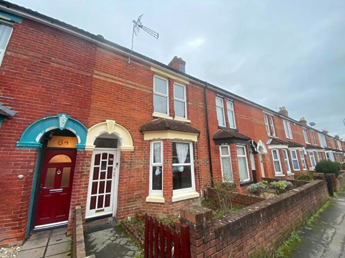 3 Bedroom Terraced House To Rent In Cranbury Road, SO50