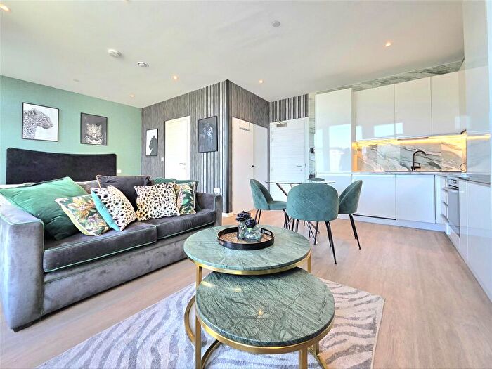 Apartment To Rent In High Street, Orpington, BR6