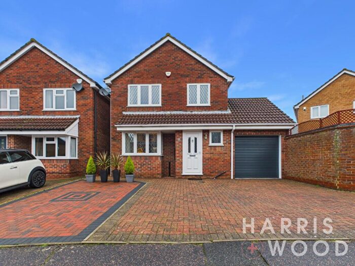 3 Bedroom Detached House For Sale In Pampas Close, Colchester, Essex, CO4