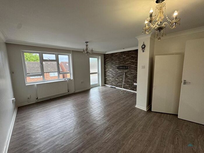 2 Bedroom Maisonette To Rent In St Mary’s Road, Edmonton, N9