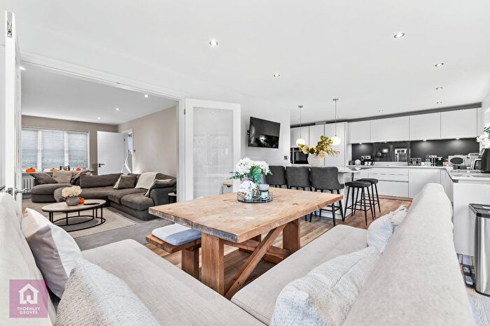 5 Bedroom Detached House For Sale In Medway Crescent, Altrincham, WA14