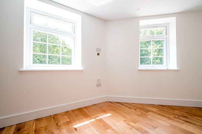 2 Bedroom Flat To Rent In Westfield Road, Westfield, Woking, GU22