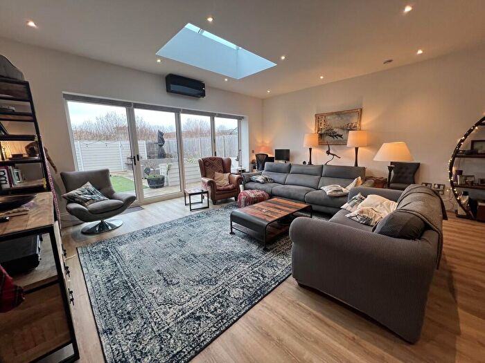 5 Bedroom Town House To Rent In Officers Gardens, Royal Clarence Marina, PO12