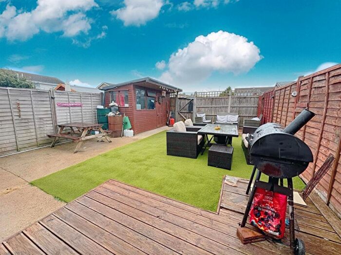 4 Bedroom Semi-Detached House For Sale In Coronation Avenue, East Tilbury, RM18