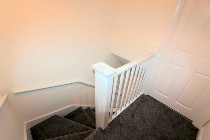 1 Bedroom End Of Terrace House To Rent In Bracken Lea, Chatham, ME5