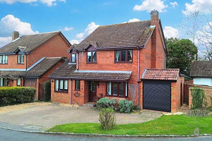 5 Bedroom Detached House For Sale In Winnersh, Wokingham, Berkshire, RG41