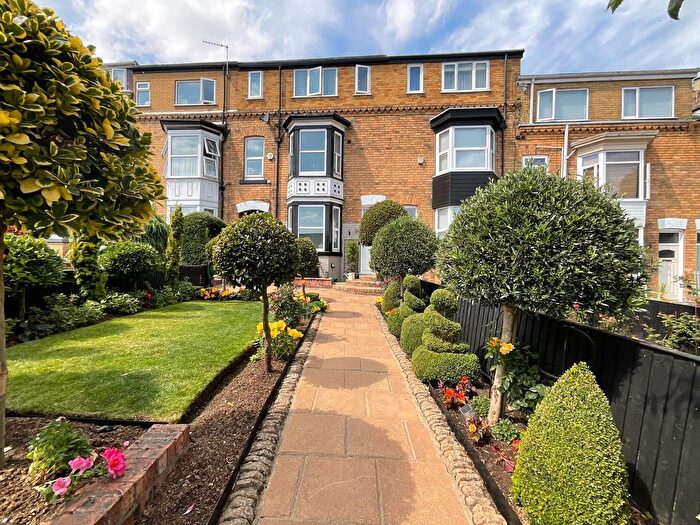 4 Bedroom Terraced House For Sale In Columbus Ravine, Scarborough, YO12