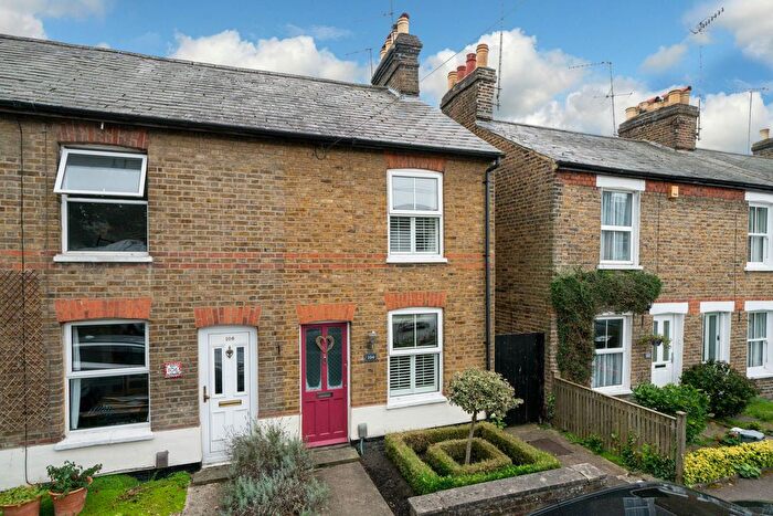 2 Bedroom Cottage To Rent In Norfolk Road, Rickmansworth, WD3