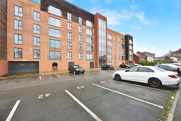 3 Bedroom Apartment For Sale In Bridgewater Wharf, Droylsden, Manchester, M43