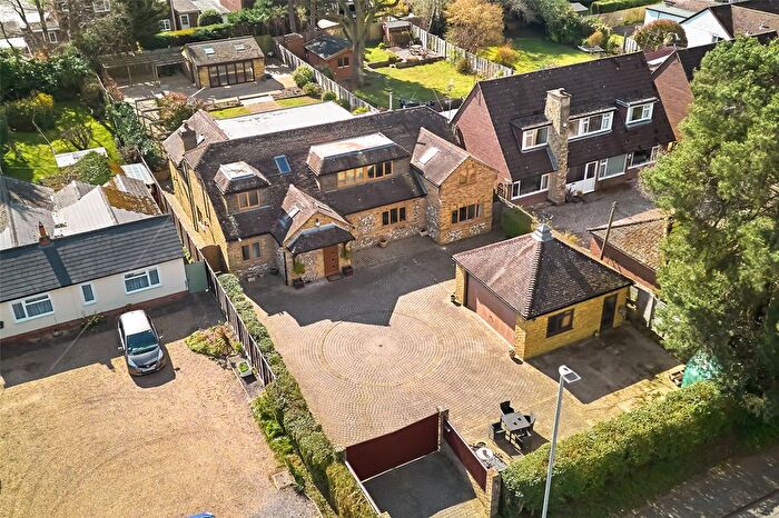 5 Bedroom Detached House For Sale In Barkham Ride, Finchampstead, Wokingham, Berkshire, RG40