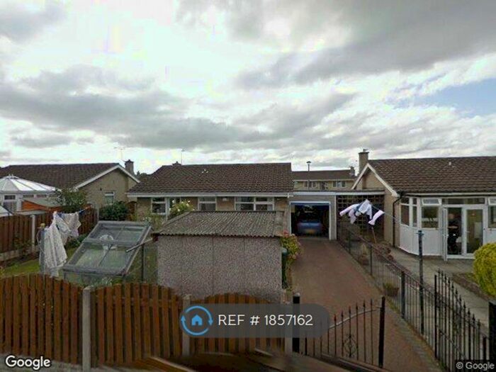 2 Bedroom Bungalow To Rent In Corn Hill, Conisbrough, Doncaster, DN12