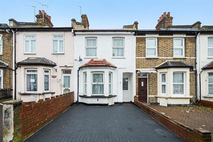 3 Bedroom Terraced House For Sale In Peel Road, Wembley, HA9