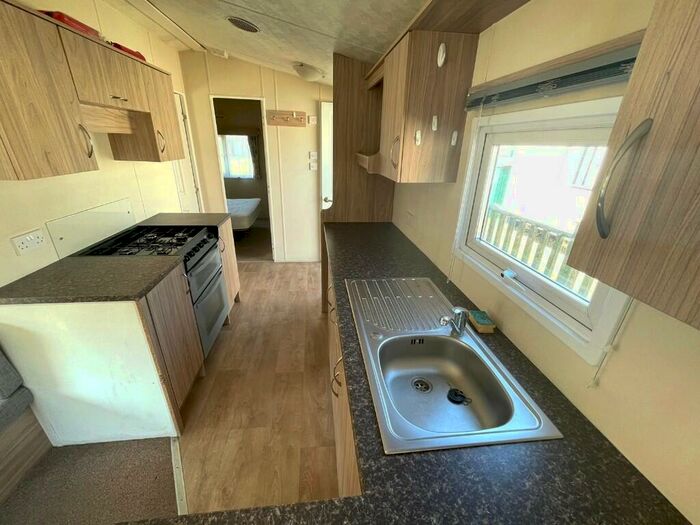 2 Bedroom Caravan For Sale In Northampton, Northamptonshire, NN3