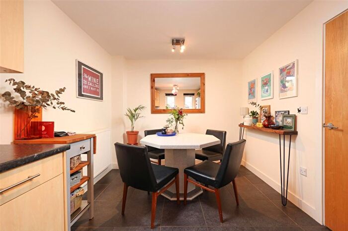 3 Bedroom Property For Sale In Harwood Square, Bristol, BS7