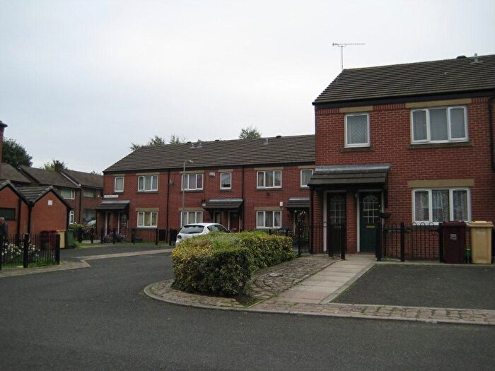 1 Bedroom Flat To Rent In Lightwood Close, Bolton, BL4
