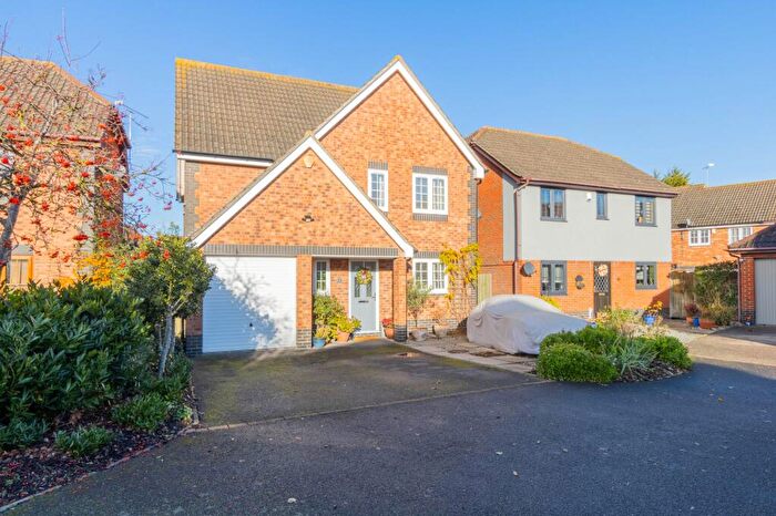4 Bedroom Detached House For Sale In Ten Acre Approach, Heybridge, CM9