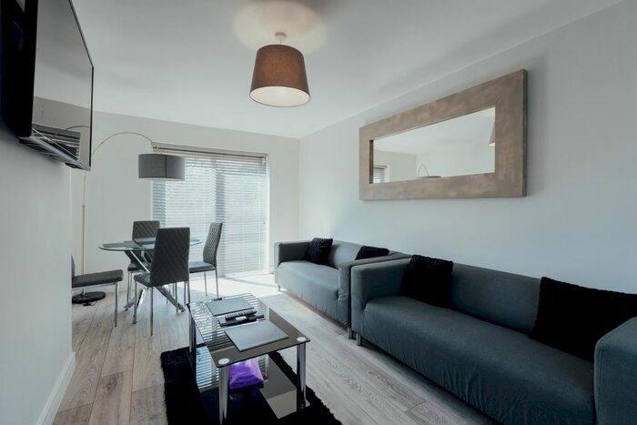 4 Bedroom Flat To Rent In Sharpley Road, Loughborough LE11