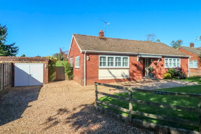 3 Bedroom Detached Bungalow For Sale In Wood Lane, Bramdean, Alresford, SO24