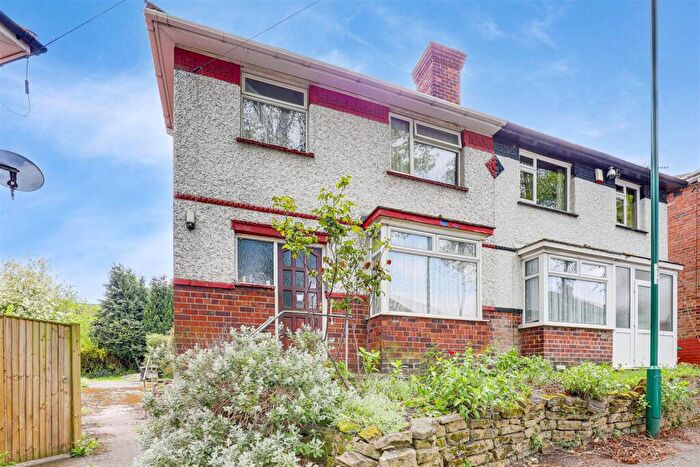 3 Bedroom Semi-Detached House For Sale In Teesdale Road, Sherwood, Nottinghamshire, NG5