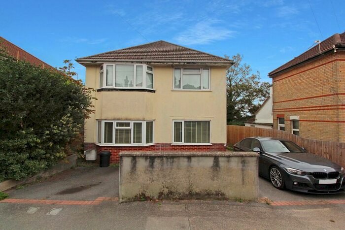 2 Bedroom Apartment To Rent In Mansfield Road, Lower Parkstone, Poole, BH14
