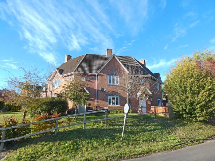 2 Bedroom Flat To Rent In Pembroke Fields, Dinton, Salisbury, SP3