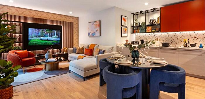 2 Bedroom Apartment To Rent In Poplar, Aberfeldy Village, London, E14