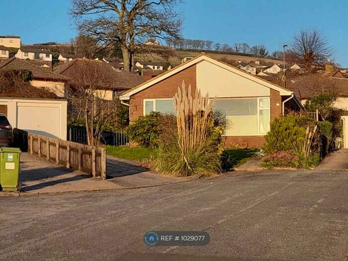 2 Bedroom Bungalow To Rent In Grange Park, Bishopsteignton, Teignmouth TQ14
