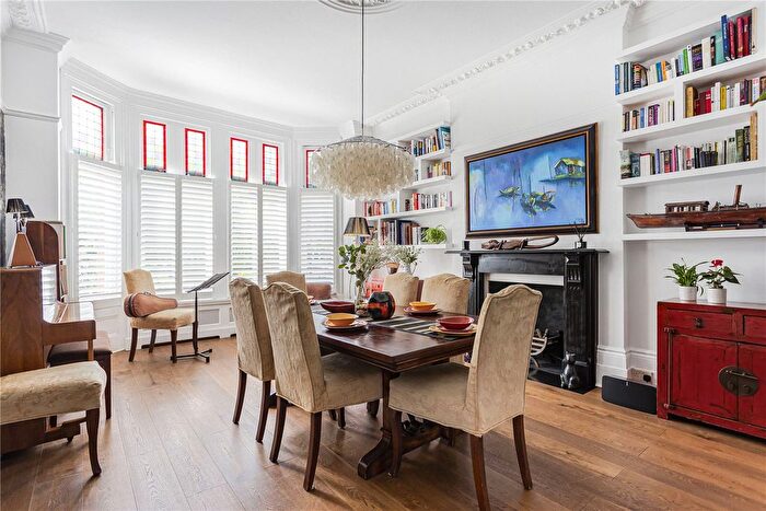 6 Bedroom Detached House For Sale In Woodville Road, London, W5