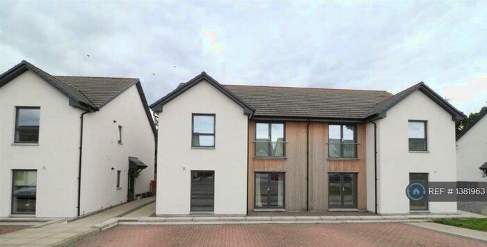 2 Bedroom Maisonette To Rent In Glamis Place, Elgin, IV30