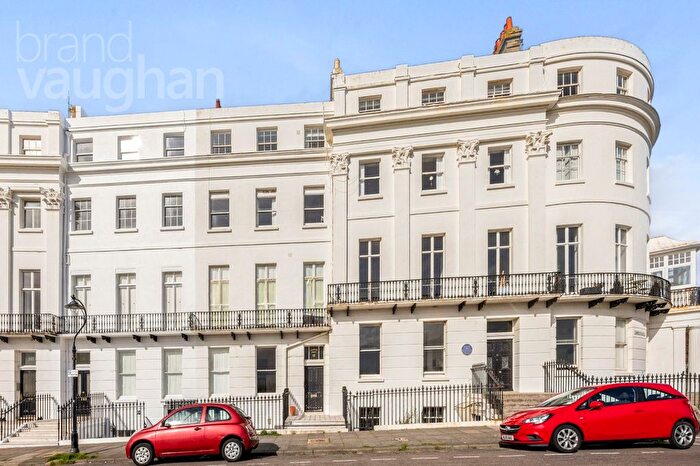 4 Bedroom Flat For Sale In Lewes Crescent, Brighton, East Sussex, BN2