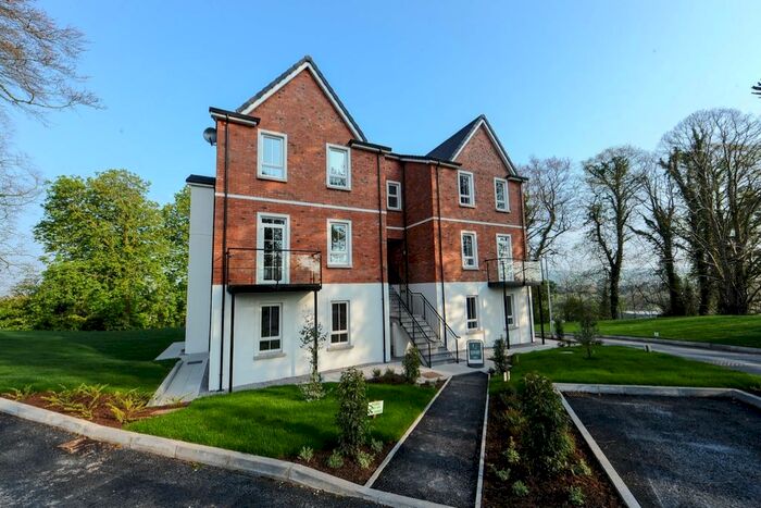 2 Bedroom Flat To Rent In Old Dundonald Road, Dundonald, Belfast, BT16