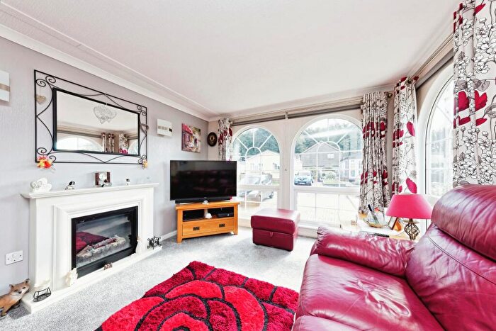 2 Bedroom Detached House For Sale In Dover Road, Canterbury, Kent, CT4