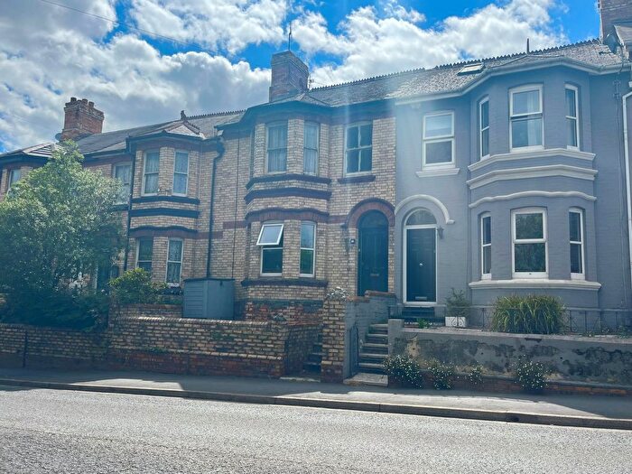 1 Bedroom Flat For Sale In Torquay Road, Newton Abbot, TQ12