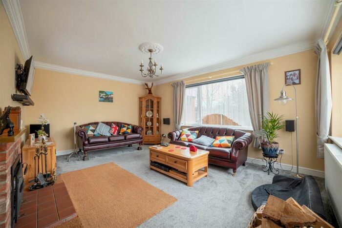 3 Bedroom Detached Bungalow For Sale In Shirley Close, Frettenham, Norwich, NR12