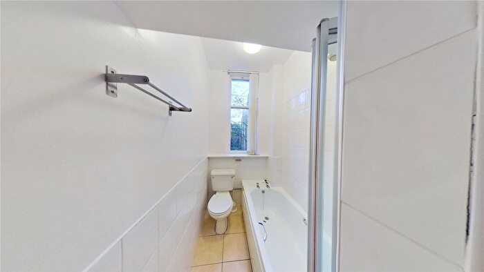 1 Bedroom Flat To Rent In Edina Street, Edinburgh, EH7