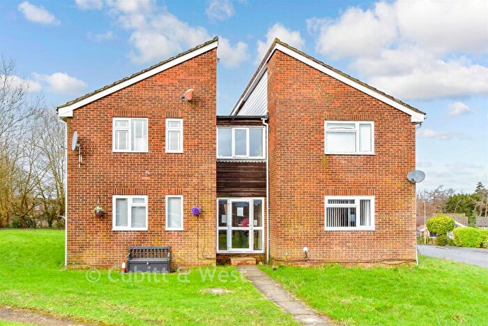 Studio For Sale In Reedmace Close, Waterlooville, Hampshire, PO7