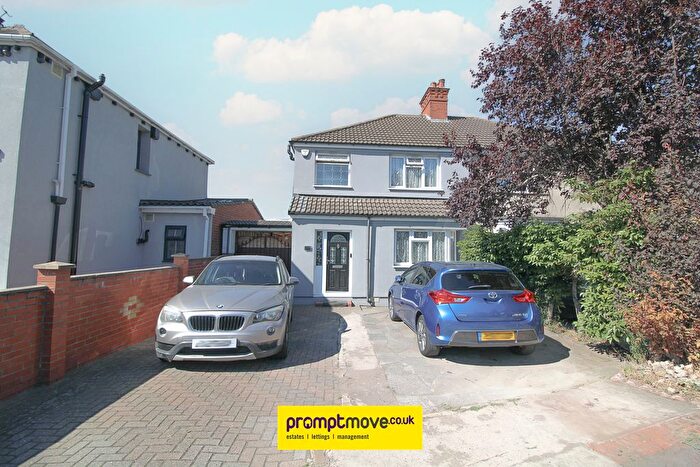 3 Bedroom Property To Rent In Limbury Road, Luton, LU3