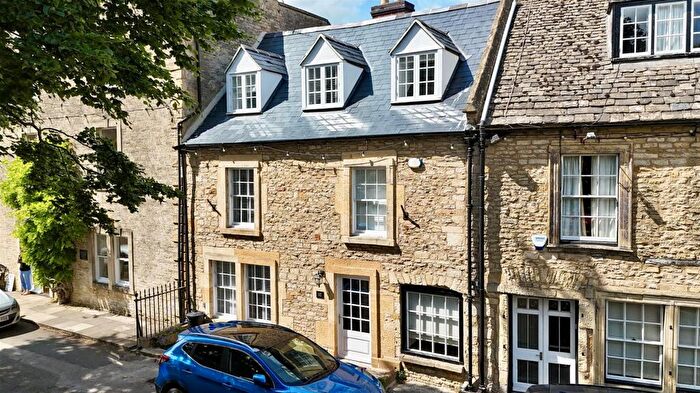 2 Bedroom Terraced House For Sale In The Square, Stow-on-the-Wold, GL54