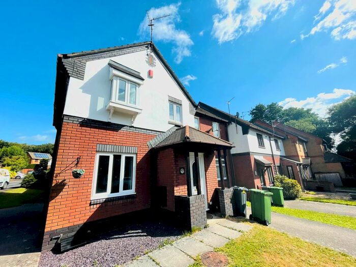 3 Bedroom Property To Rent In Huntsmead Close, Thornhill, Cardiff, CF14