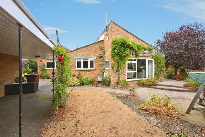 4 Bedroom Detached Bungalow For Sale In Danecote, Knebworth, SG3