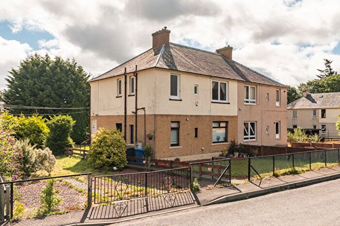 2 Bedroom Flat For Sale In Carlops Crescent, Penicuik, EH26