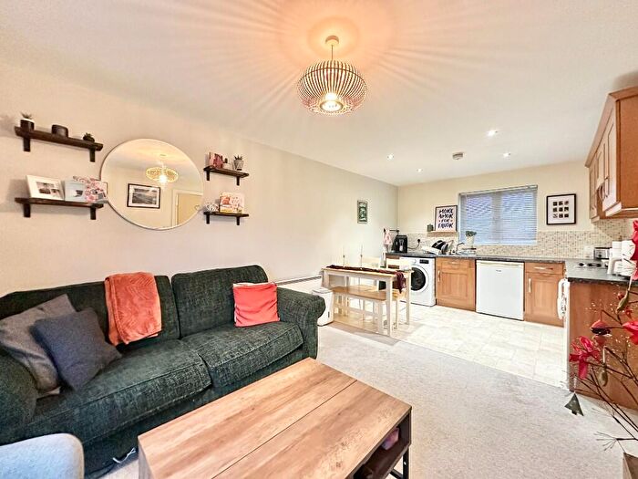 2 Bedroom Apartment For Sale In Lawnhurst Avenue, Manchester, Greater Manchester, M23